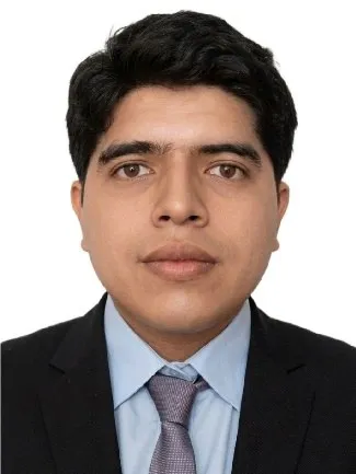 Retrato profesional de Alan Bajaña